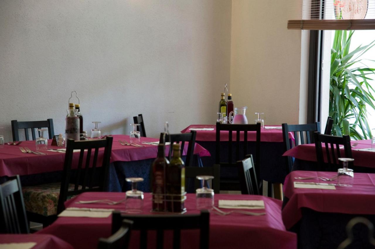 Hotel Maris Stella Riccione Eksteriør billede