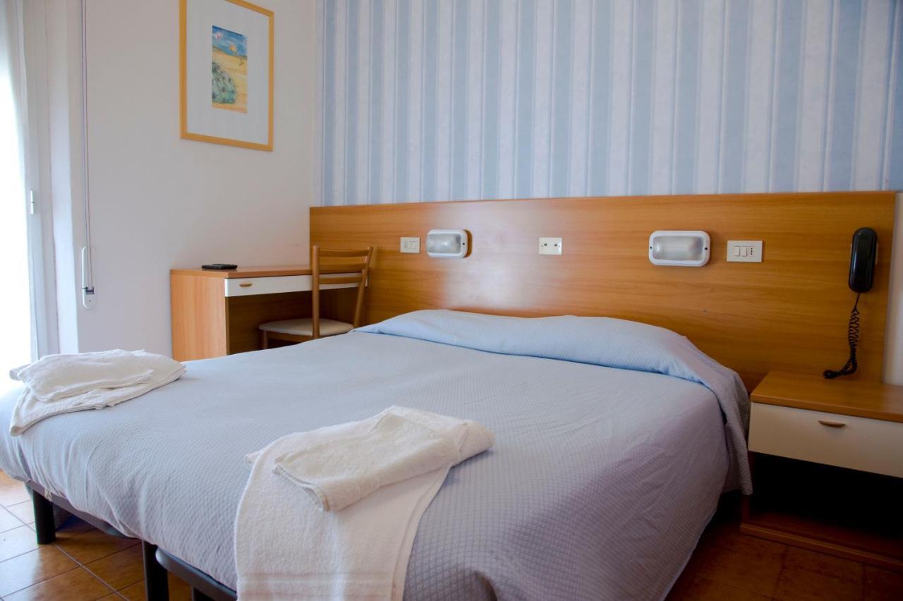 Hotel Maris Stella Riccione Eksteriør billede