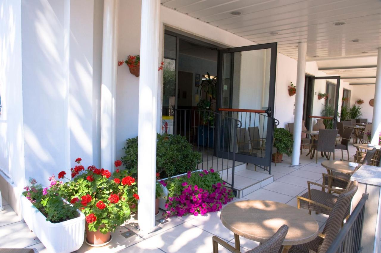 Hotel Maris Stella Riccione Eksteriør billede