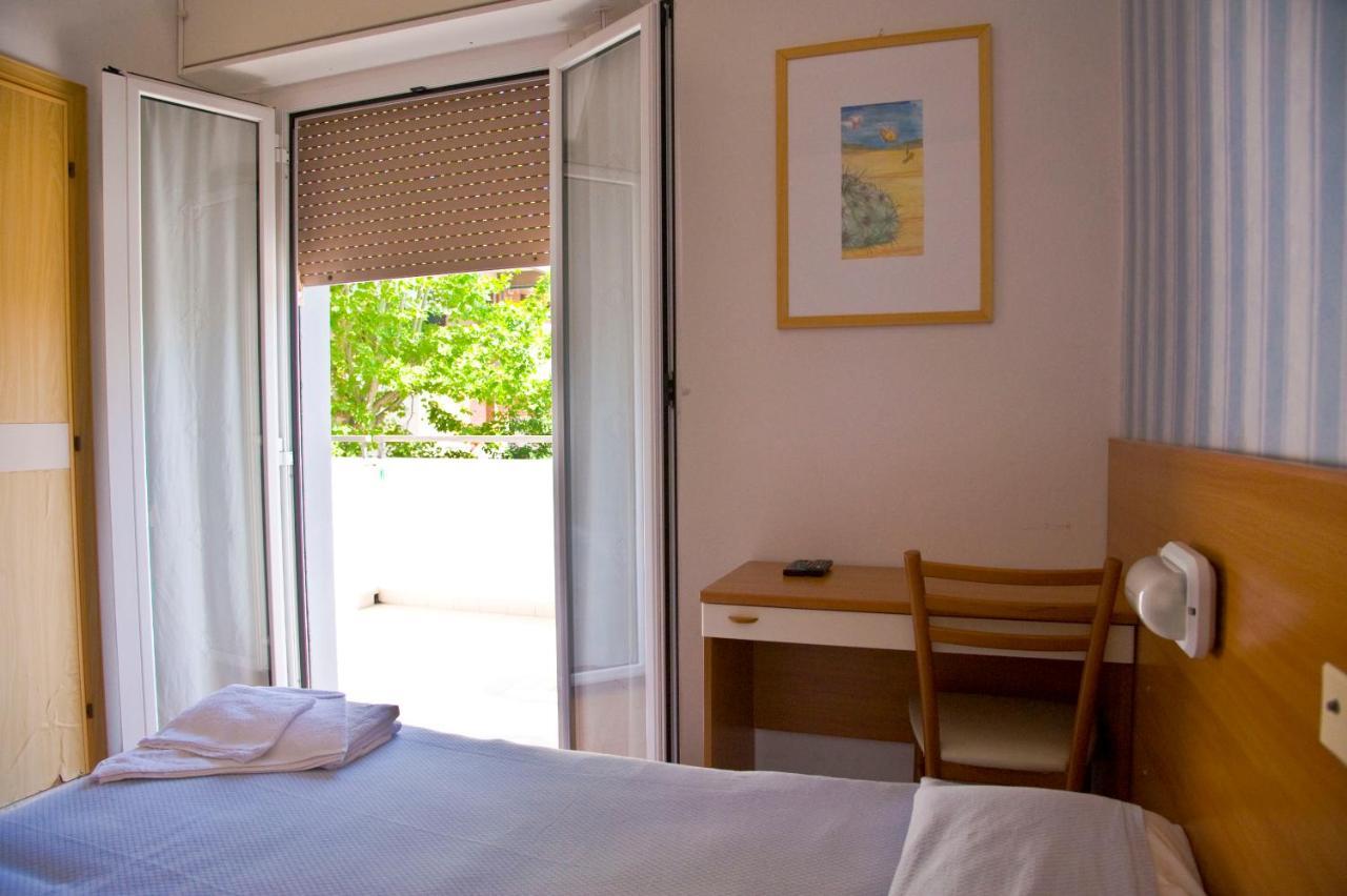 Hotel Maris Stella Riccione Eksteriør billede