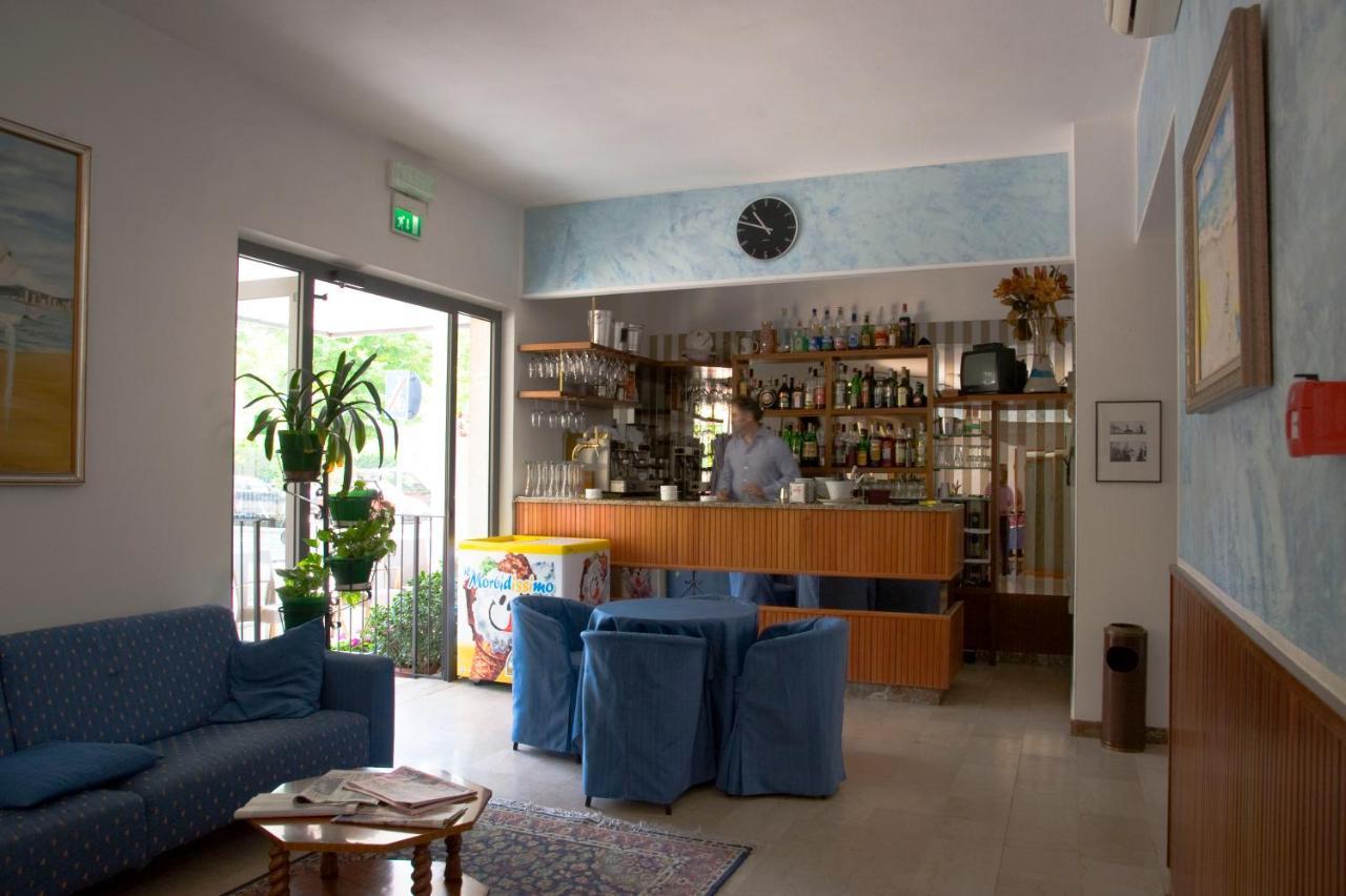 Hotel Maris Stella Riccione Eksteriør billede