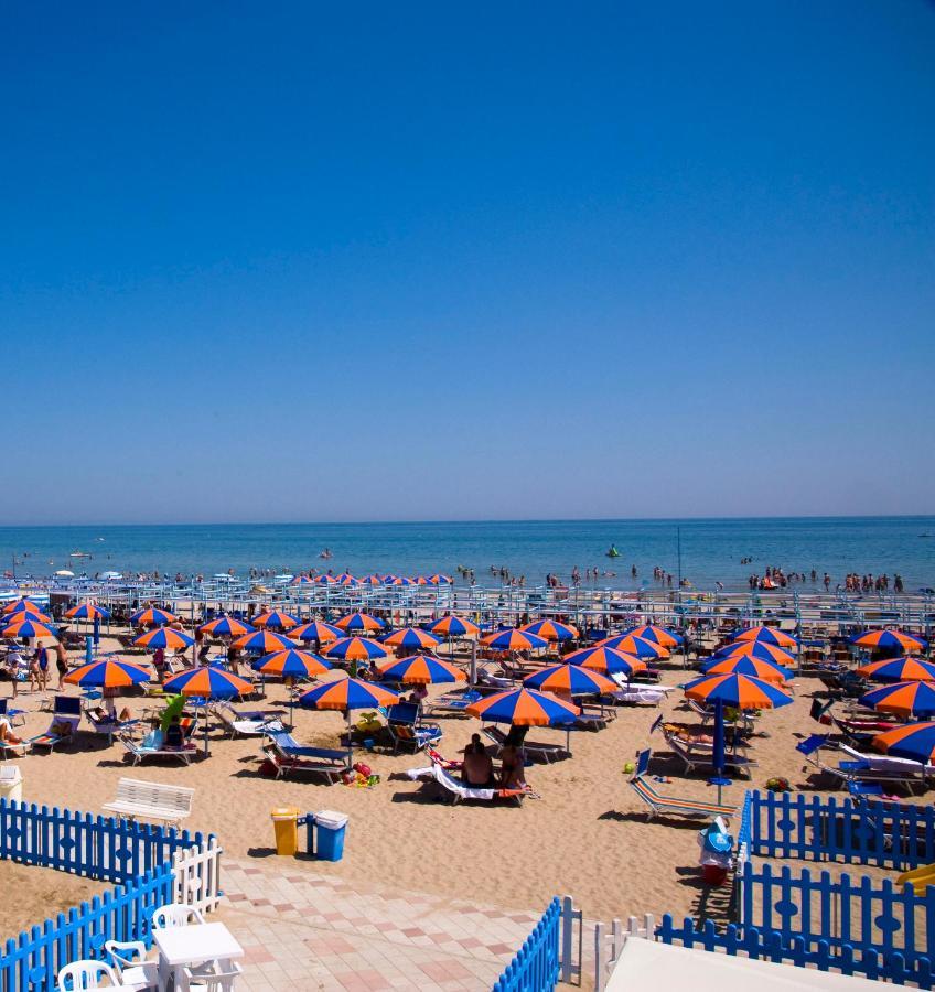Hotel Maris Stella Riccione Eksteriør billede